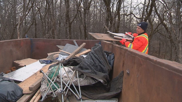 Itinérance : une vingtaine de campements démantelés chaque année à Québec