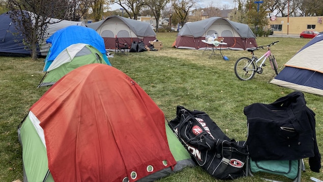 Un campement de sans-abris à Regina