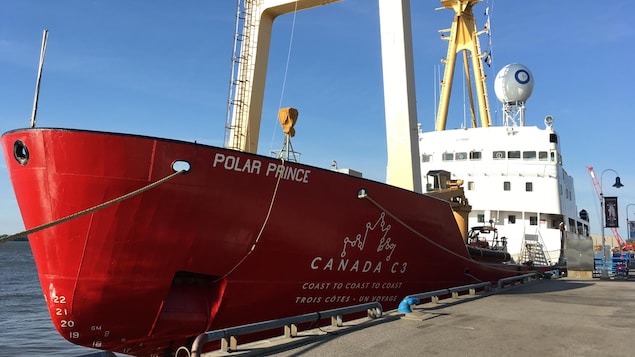 Le brise-glace du projet « Canada C3 », le Polar Prince, est arrivé tôt le matin du 13 juin à Trois-Rivières.