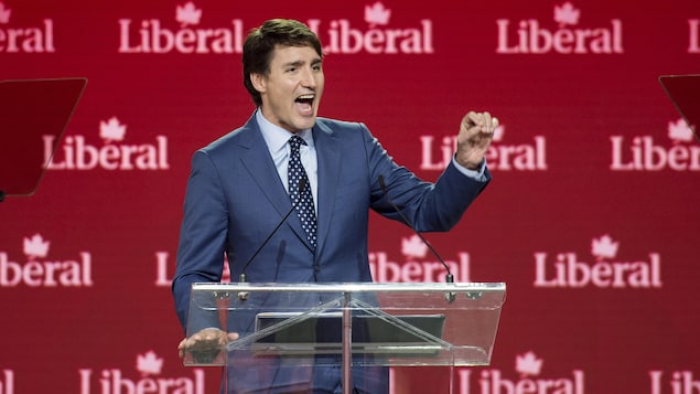 Justin Trudeau donne un discours au centre des congrès de Halifax, samedi. Justin Trudeau donne un discours au centre des congrès de Halifax, samedi.