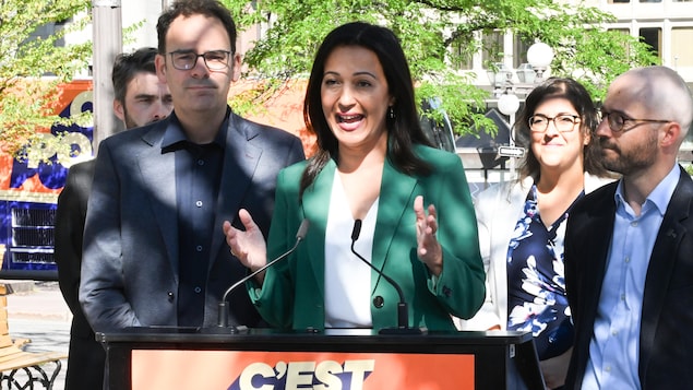 3e lien : QS lance une pique au PQ et promet des investissements en transport collectif