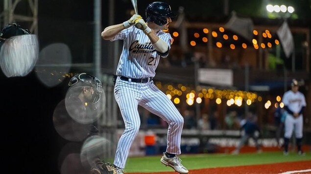 Mathieu Baseball Les Capitales vendront tout à trois dollars dans leurs concessions ...