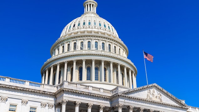 L'édifice du Capitole à Washington est le siège du Congrès américain.  