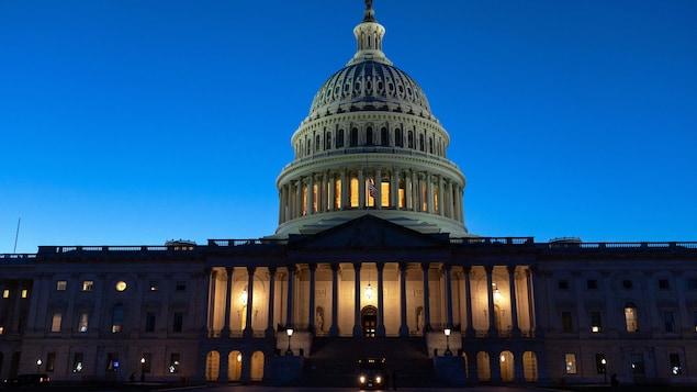 États-Unis : la paralysie budgétaire touche à sa fin, sur fond de dissensions démocrates