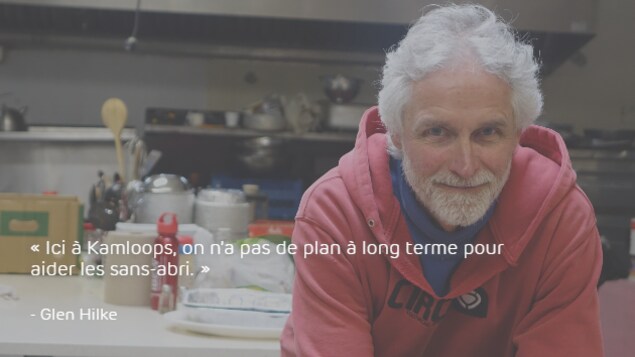 Glen Hilke : « Ici à Kamloops, on n’a pas de plan à long terme pour aider les sans-abri. »
Glen Hilke : « Ici à Kamloops, on n’a pas de plan à long terme pour aider les sans-abri. »