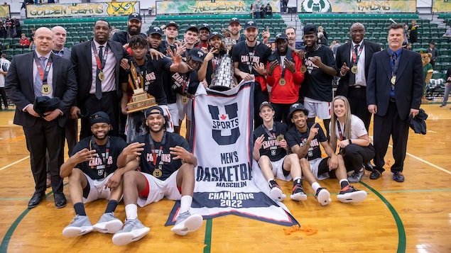 Basketball : les Ravens remportent un 3e titre national d’affilée