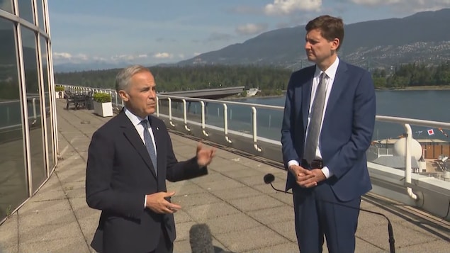 Mark Carney en C.-B. pour tenter de rassurer David Eby et les entrepreneurs