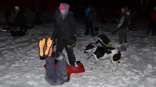 « Tu choisis de te lèver tôt et de participer à une séance d’entraînement qui se passe dans la pluie, la chaleur, le froid ou bien la neige, explique Cassandra Curé (debout dans la photo). Et, pour cela, on te considère une personne formidable! » « Tu choisis de te lèver tôt et de participer à une séance d’entraînement qui se passe dans la pluie, la chaleur, le froid ou bien la neige, explique Cassandra Curé (debout dans la photo). Et, pour cela, on te considère une personne formidable! »