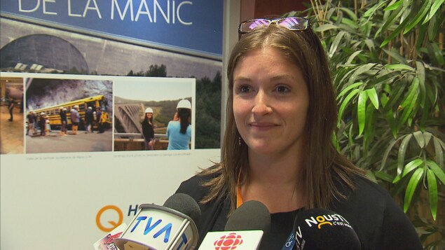 La conseillère aux relations avec le milieu à Hydro-Québec, Cathy Hamel La conseillère aux relations avec le milieu à Hydro-Québec, Cathy Hamel