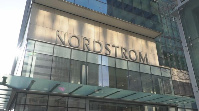 Le retrait de Nordstrom du Canada laisse plus de 600 employés vancouvérois stupéfaits