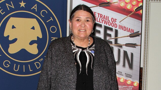 Close up ni Sacheen Littlefeather.