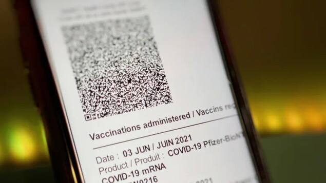 Une preuve vaccinale sur un cellulaire.