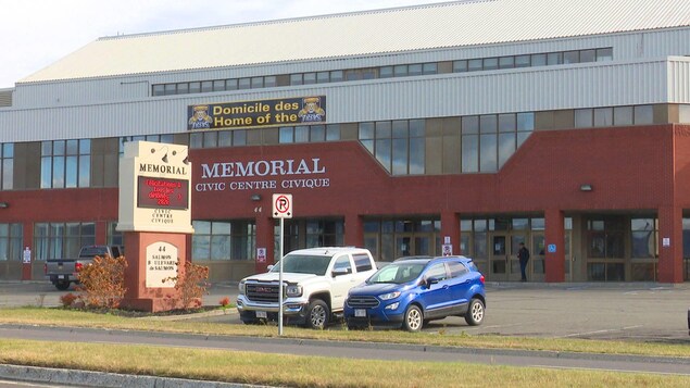 Le Centre civique Mémorial.