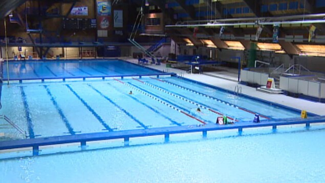 La piscine intérieure du centre aquatique Lawson, à Regina.