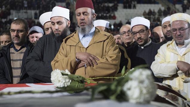 Cérémonie à l'aréna Maurice Richard de Montréal en hommage à trois des six victimes de la tuerie du Centre culturel islamique de Québec.