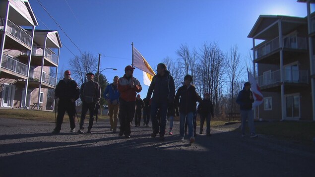 La marche organisée par Dr Stanley Vollant. La marche organisée par Dr Stanley Vollant.