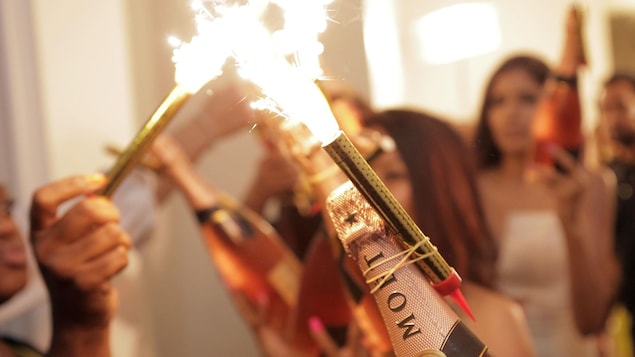 Incendie dans un bar en Suisse : quel niveau de sécurité au Québec?