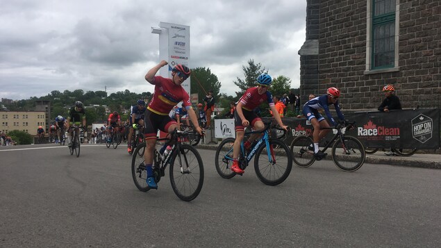 Des cyclistes Des cyclistes