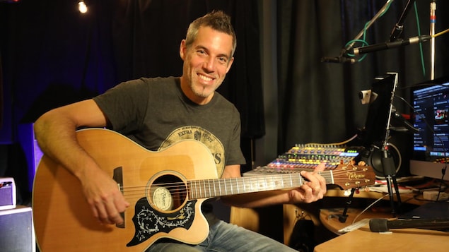 Jonathan Gauthier sourit.
