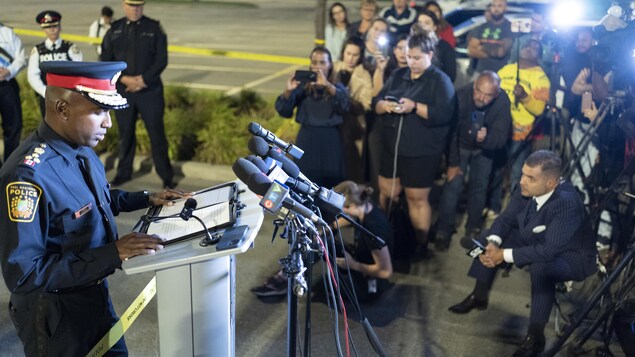 Deux personnes dont un policier tuées lors de fusillades en banlieue de Toronto