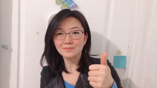 Chen Hong lève le pouce.