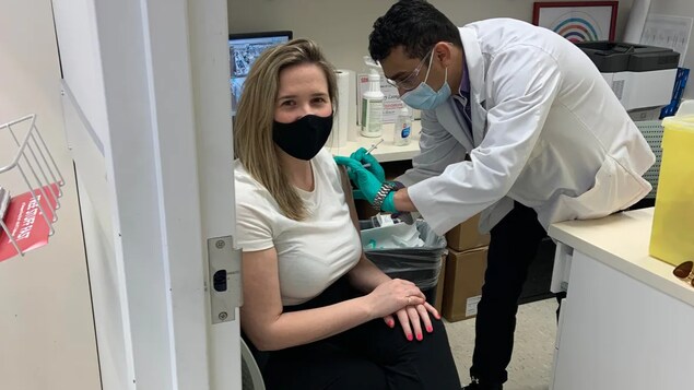 Cheryl Franko receives her COVID-19 vaccine.  Many pregnant people have been hesitant to get vaccinated, partly due to misinformation, experts say.