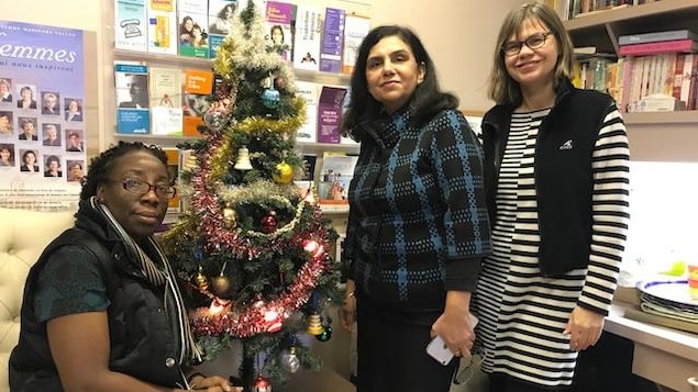 Hortense Rabet (gauche), Jasindeer Sidhu (centre), Sonia Grmela (droite) Hortense Rabet (gauche), Jasindeer Sidhu (centre), Sonia Grmela (droite)