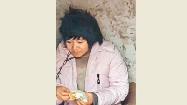 铁链女。