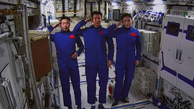 Des astronautes pénètrent dans le nouveau module de la station spatiale chinoise