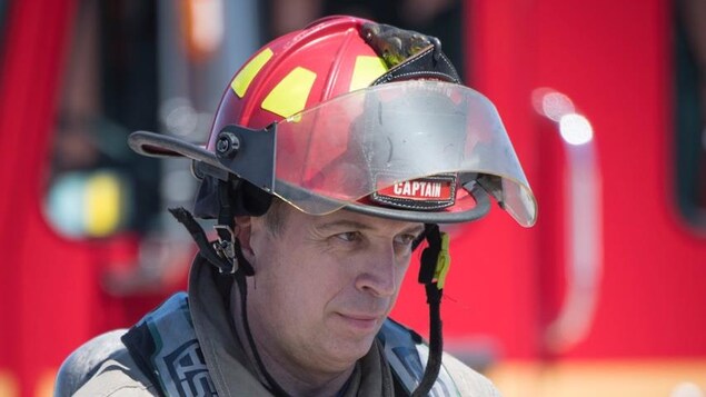 Le capitaine Chris Markham, du service incendie de la ville de Toronto. Le capitaine Chris Markham, du service incendie de la ville de Toronto.