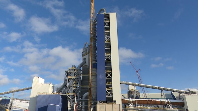 La cimenterie Ciment McInnis pourra produire 3,2 millions de tonnes métriques de ciment.