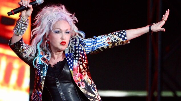 Cindy Lauper lors de son spectacle au Festival d'été de Québec le 13 juillet 2018 Cindy Lauper lors de son spectacle au Festival d'été de Québec le 13 juillet 2018