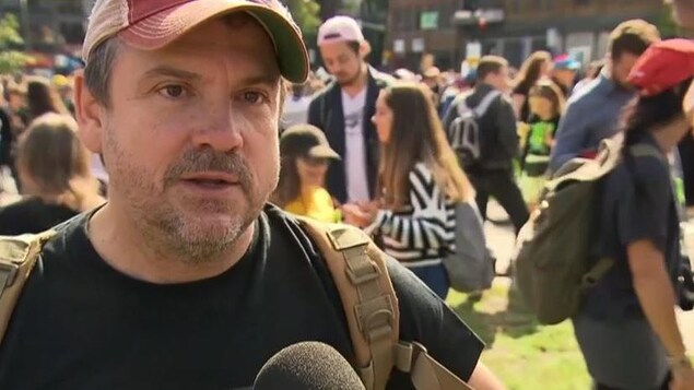 Des artistes québécois parlent de l’importance de la marche sur le climat