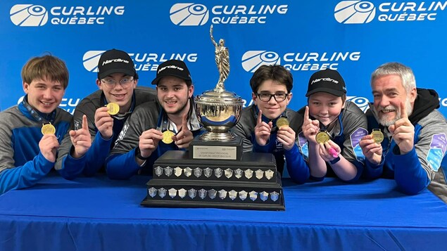 Le club de curling Noranda remporte le championnat provincial U21