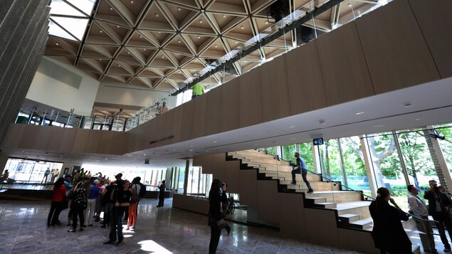 Le Centre national des arts d'Ottawa a fait peau neuve dans la dernière année. Le Centre national des arts d'Ottawa a fait peau neuve dans la dernière année.