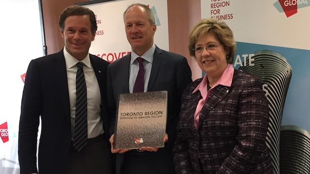 Mark Cohon, Toby Lennox et Janet Ecker l’équipe de Toronto Global Mark Cohon, Toby Lennox et Janet Ecker l’équipe de Toronto Global