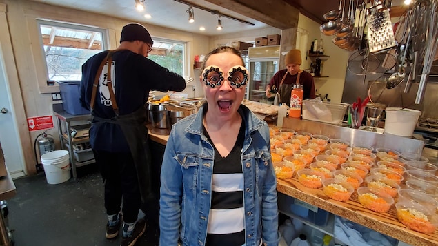 Colombe St-Pierre, dans sa cuisine.