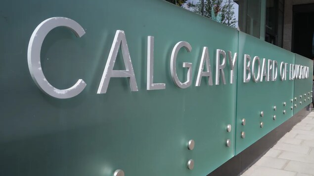 Un comité est créé pour examiner le nom de l’école Sir John A. Macdonald à Calgary