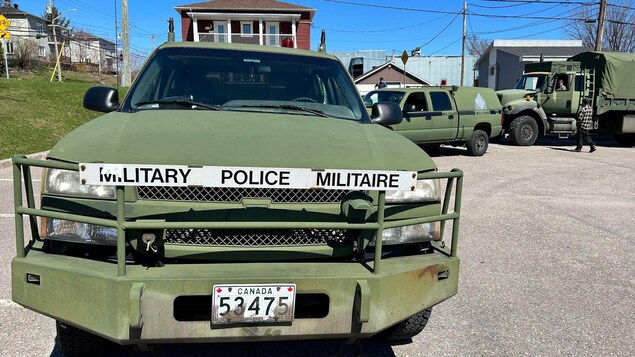 Un véhicule de l'armée