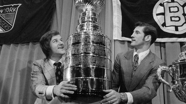 Bobby Orr et Jean Ratelle Bobby Orr et Jean Ratelle