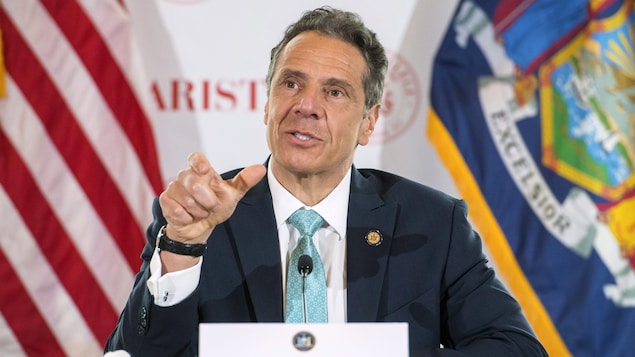 L’ex-gouverneur de New York Andrew Cuomo sommé de remettre l’argent de son livre