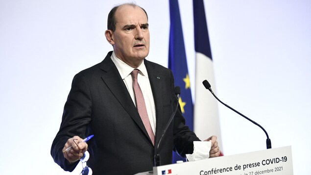 Télétravail, rassemblements limités : nouvelles restrictions en France contre la COVID