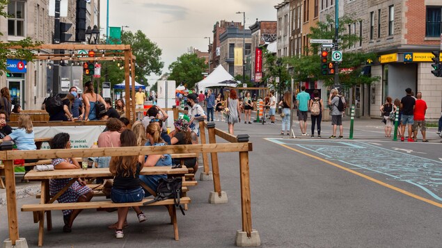 COVID-19 : 12 décès supplémentaires et 1 hospitalisation de plus au Québec