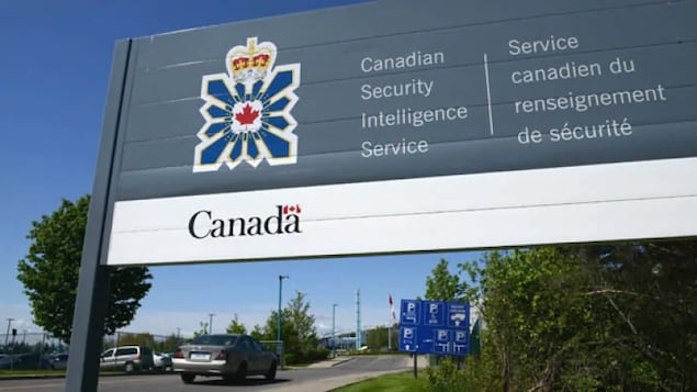 A review by CSIS of its Toronto office found "serious concerns surrounding retribution, favouritism, bullying and other inappropriate behaviour."