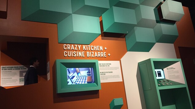 L'entrée de la cuisine bizarre, un attraction très populaire du Musée des sciences et de la technologie du Canada. L'entrée de la cuisine bizarre, un attraction très populaire du Musée des sciences et de la technologie du Canada.