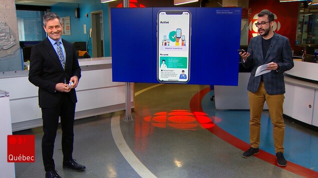 Bruno Savard et Jean-François Blanchet sur le plateau du Téléjournal Québec.