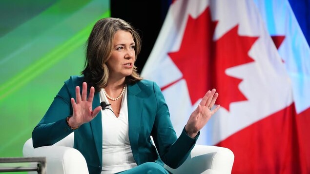 Alberta Premier Danielle Smith threatens CBC with legal action over Coutts  blockade stories 