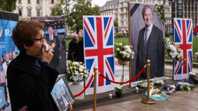 L’homme accusé d’avoir poignardé un député britannique plaide non coupable