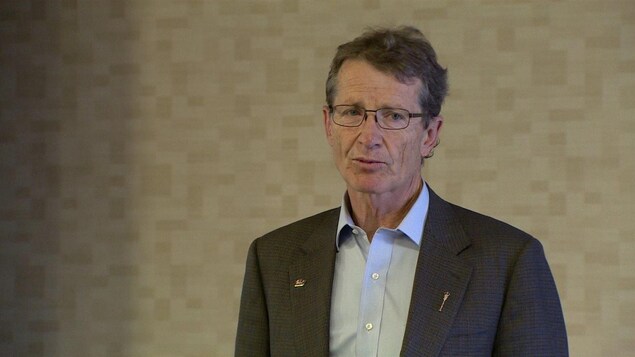 L'ancien chef du Parti libéral de l'Alberta, David Swann L'ancien chef du Parti libéral de l'Alberta, David Swann