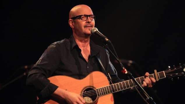L'artiste acadien Denis Richard. L'artiste acadien Denis Richard.